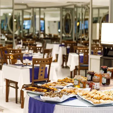 فندق ريفييرا 4*